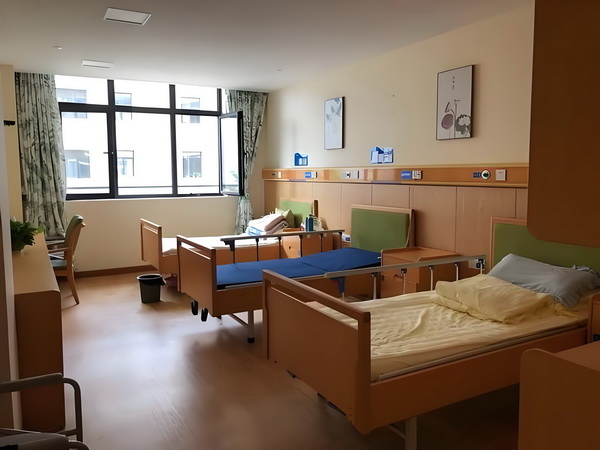 大学生外地怎么申请深圳户口_陈梦与演员任嘉伦一起打乒乓球，两人系发小+队友 经常我们插手的婚姻生活
